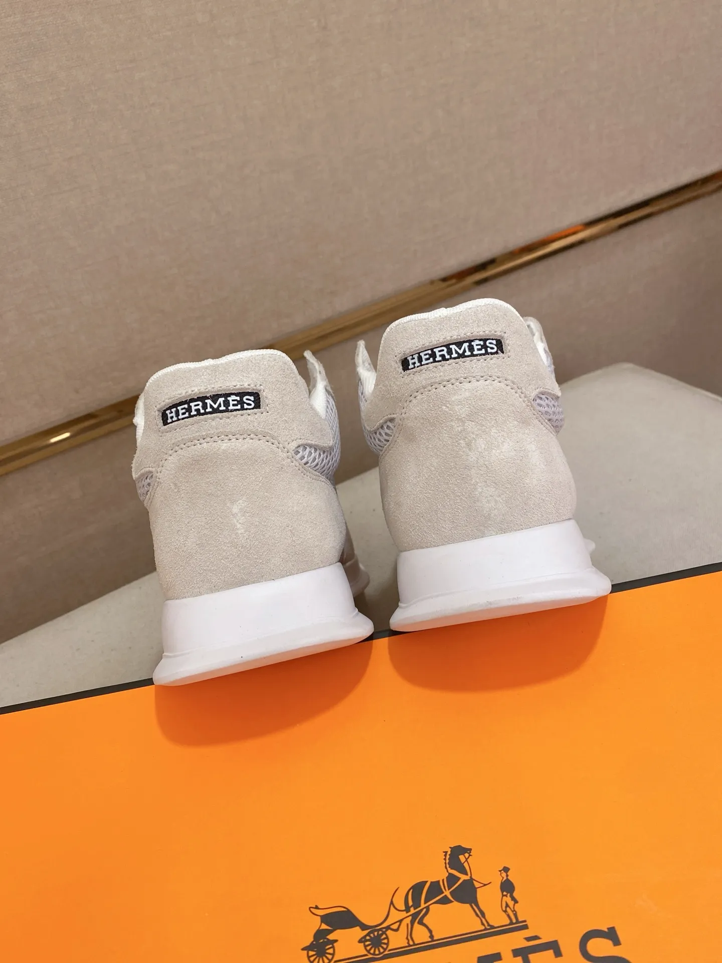 Men's clothing and shoes💰: 420💰《HERMES》【Classic Original Version】Hermès; Top 🔝 Purchasing Agency 🔍🔍Latest 🇺🇸Sold simultaneously at counters, original imported from Italy ▲▲ suede cowhide Equipped with breathable mesh ▲▲Exquisite workmanship (breathable mesh imported from Italy) sole: original sole provided by the original factory, ⚠️exclusive double-layer activity·TPR·rubber·combined molded outsole; Code number: 38-44